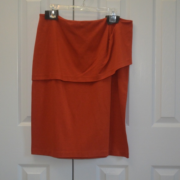 CAbi Style #3140 Overlay Pencil Skirt in Tumeric - Picture 2 of 5